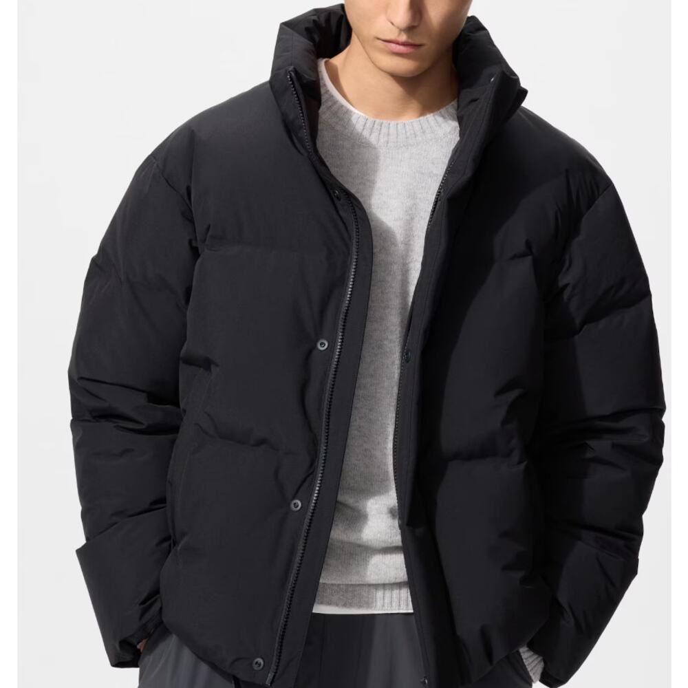 Uniqlo Seamless Down Puffer Jacket in Black